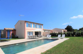 Gridelaide32 - Villa avec piscine privée à quelques pas de la mer à Grimaud dans le Golfe de St Tropez
